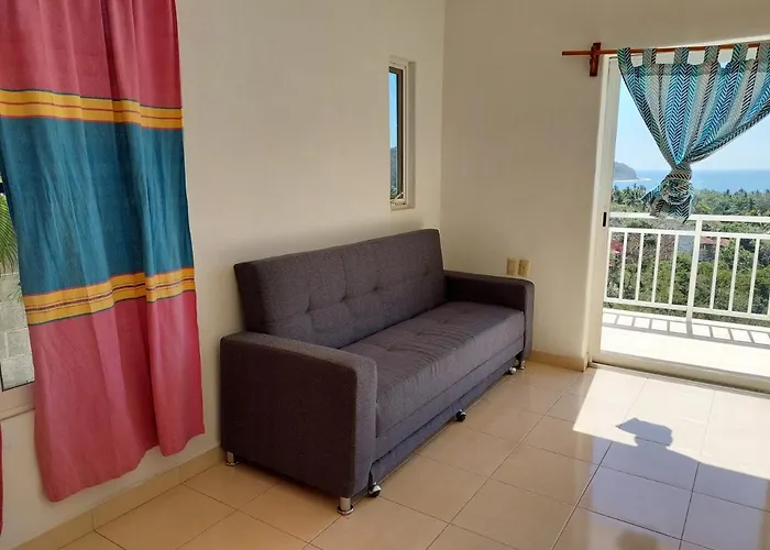 Departamentos Sunset House 3*