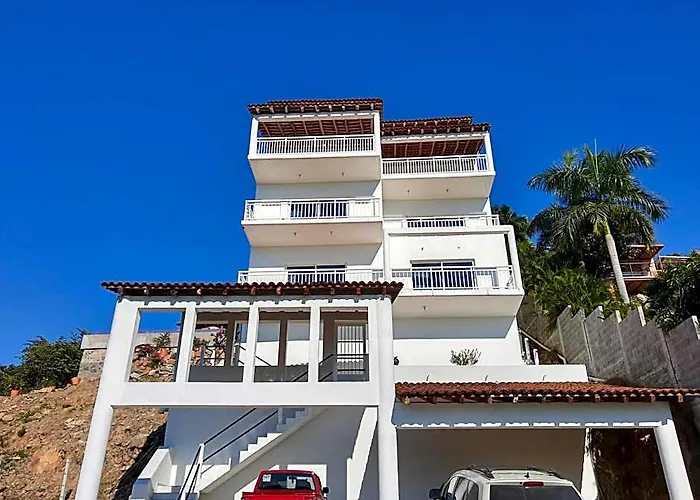 Departamentos Sunset House Aparthotel 3*